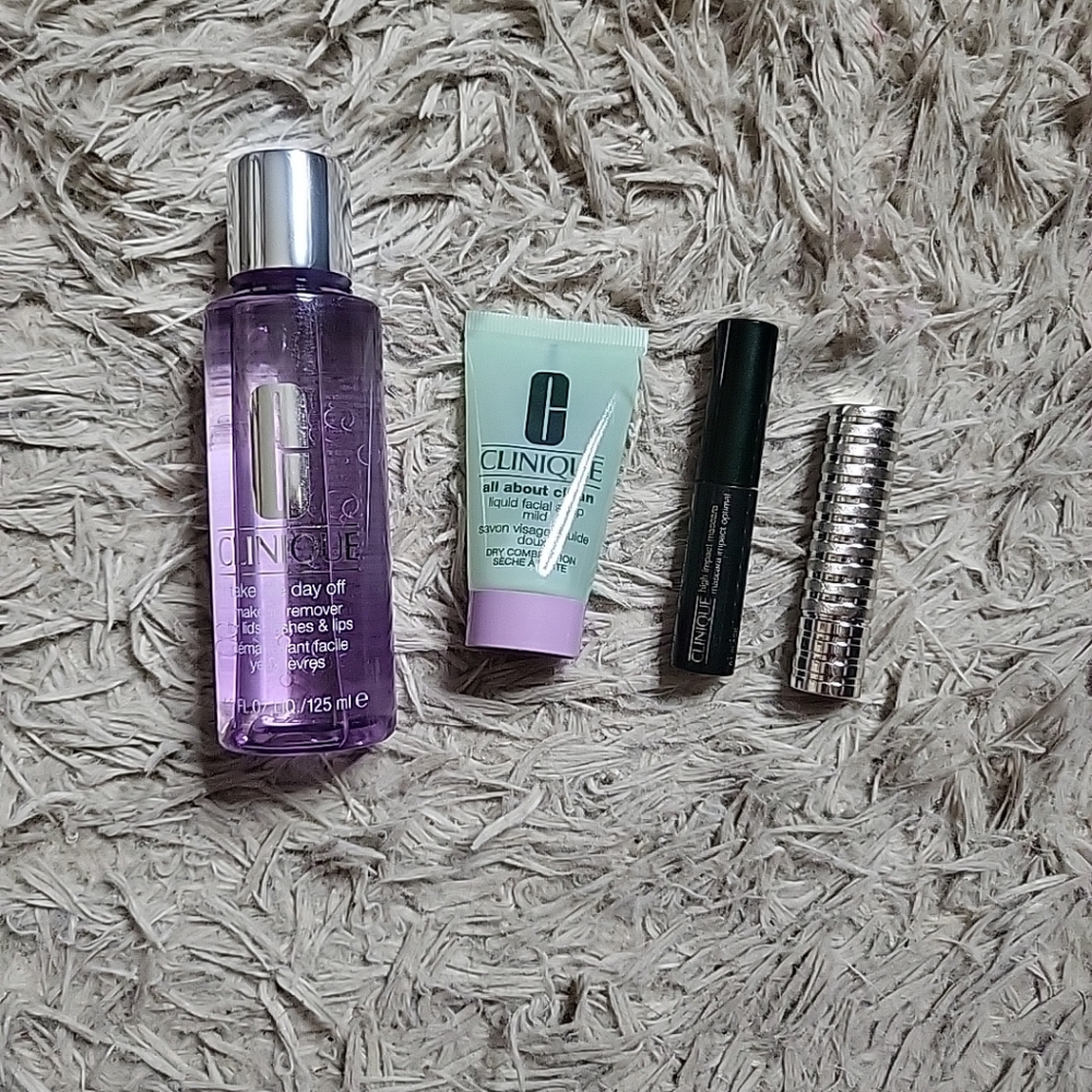 Beauty Bundle Clinique Face Wash Makeup Remover Lips Mascara Lipstick ✨️💫